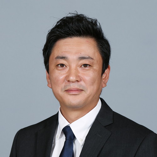長根 繁人