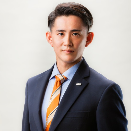 乾 純也